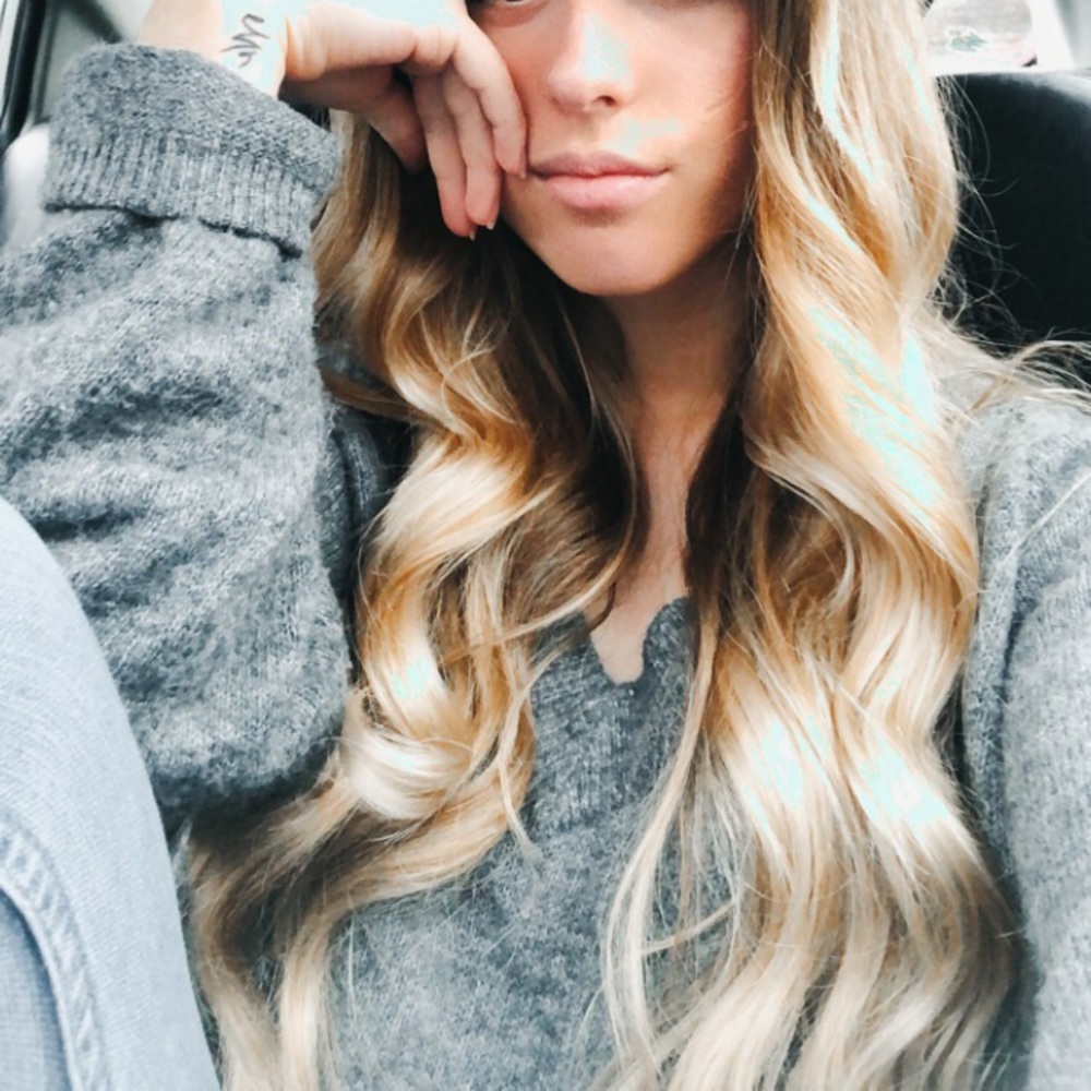 Basic H&M Grey V-Neck Sweater